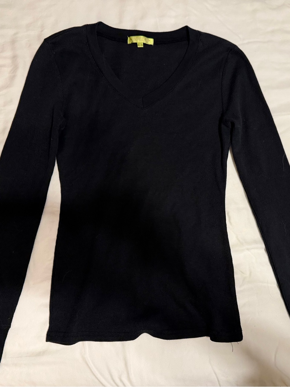 Women's Black V-Neck Ribbed Long Sleeve Tee